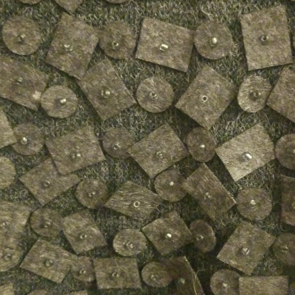 Nwt large dark grey short sleeve vneck sweater - Picture 4 of 6